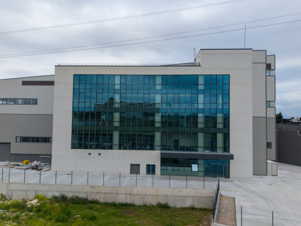 K3 STEMCORE A.Ş. DİLOVASI OSB FABRİKA İDARİ BİNASI